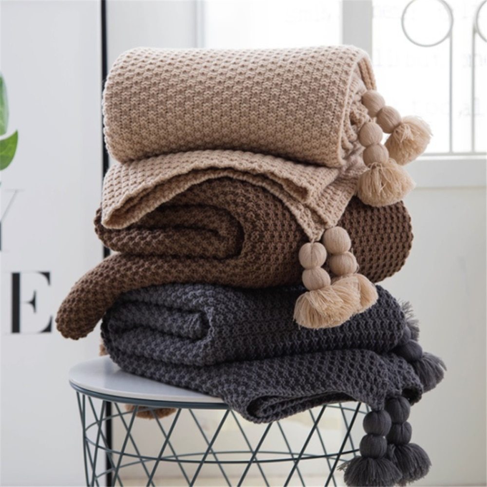 NordicNest Fringed Knit Wool Blanket